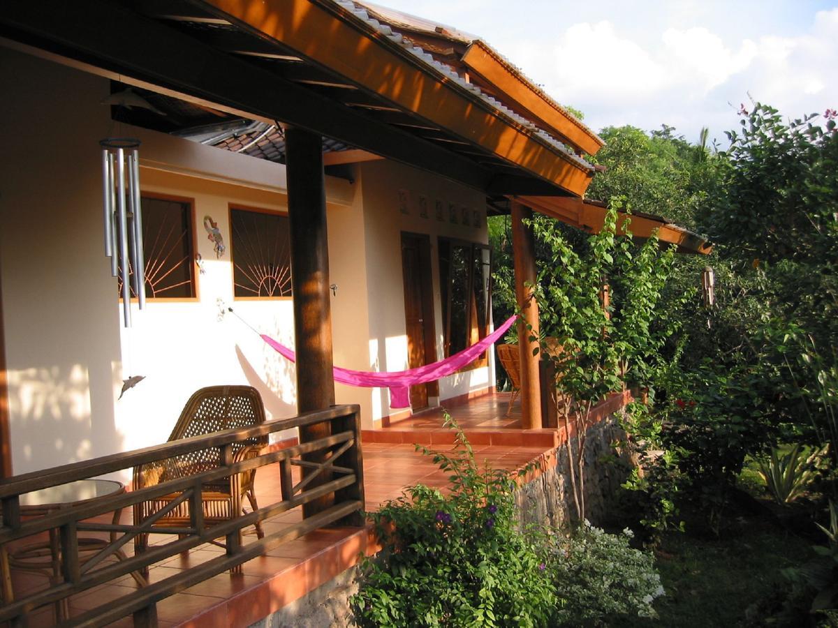Sananda Bungalow Lovina Rom bilde